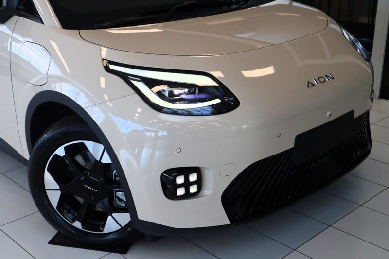 2026 GAC Aion UT EV Premium Hatchback 150kW, photo 2