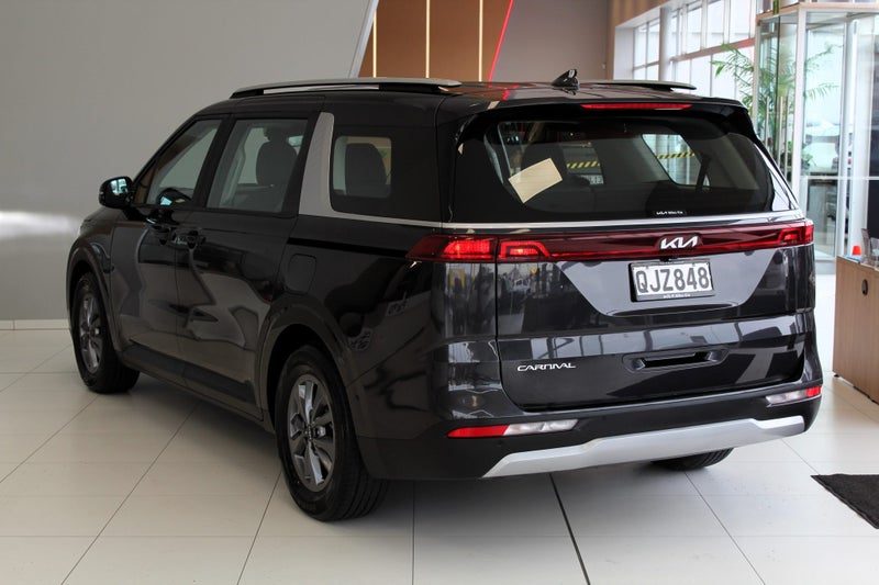 2024 Kia Carnival EX 2.2 DIESEL TURBO AUTO, photo 3