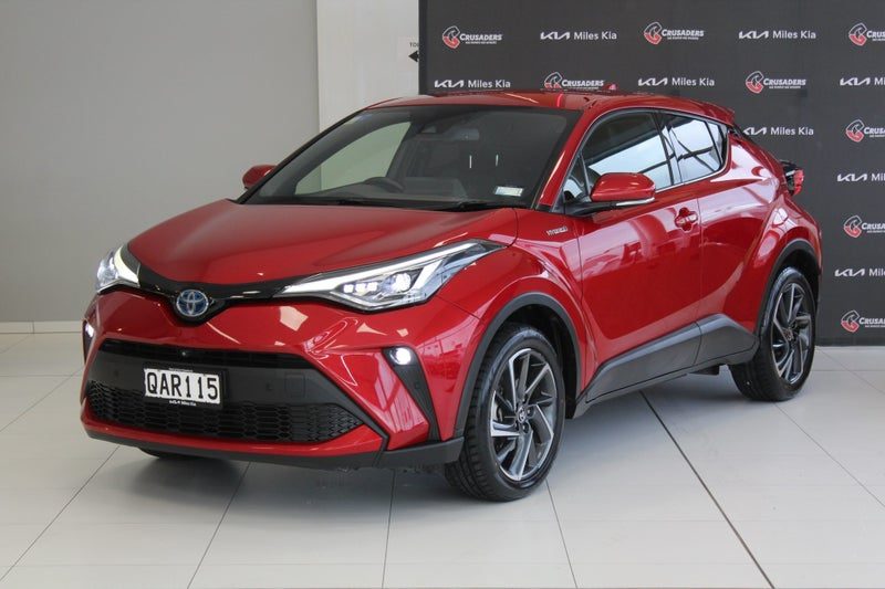 2023 Toyota C-HR LIMITED 1.8 PETROL HYBRID, photo 3