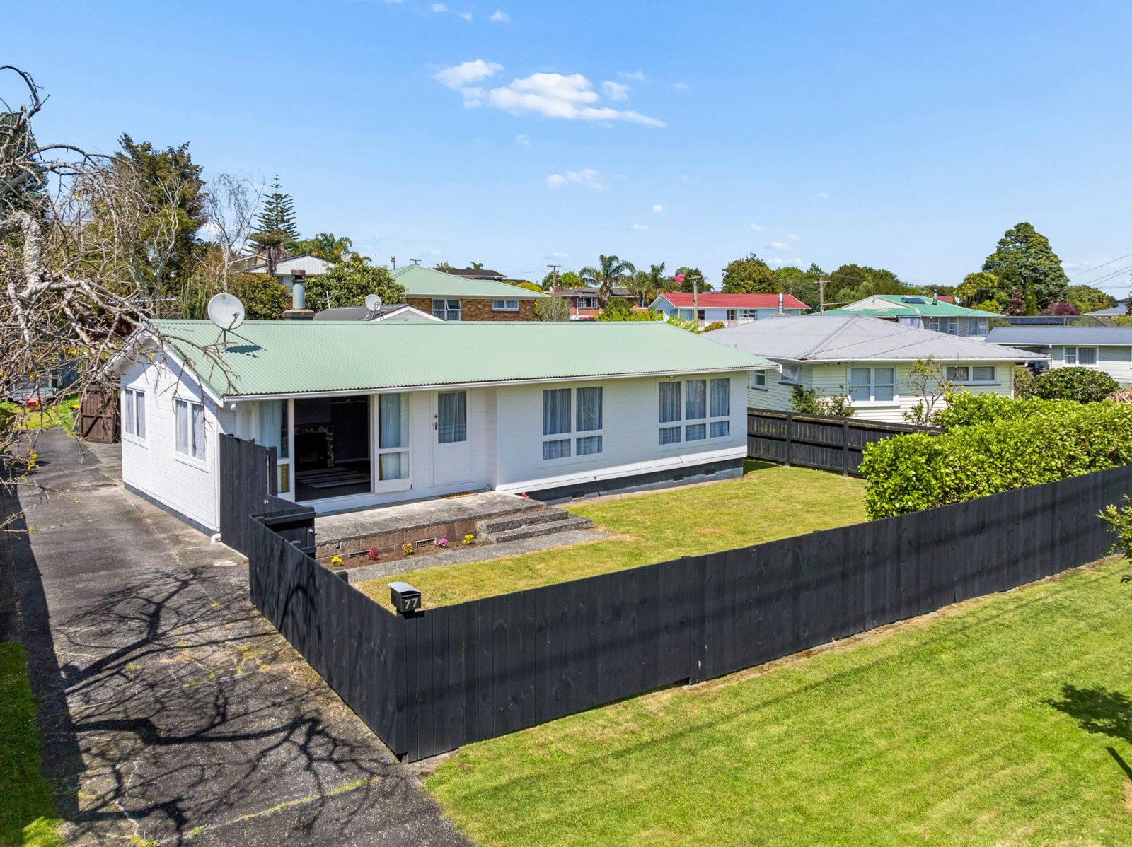1/77 Old Wairoa Road, Papakura, photo 1