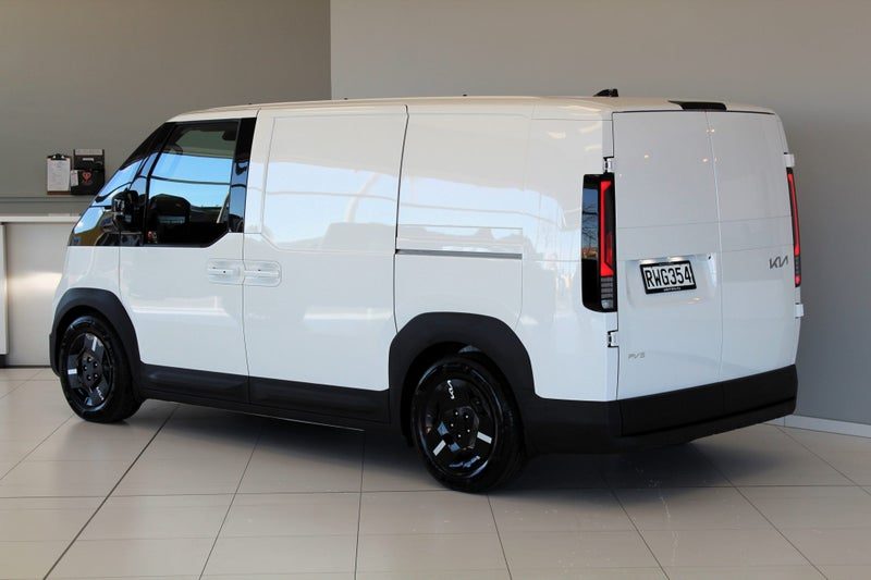 2026 Kia PV5 CARGO 5 DOOR VAN, photo 3