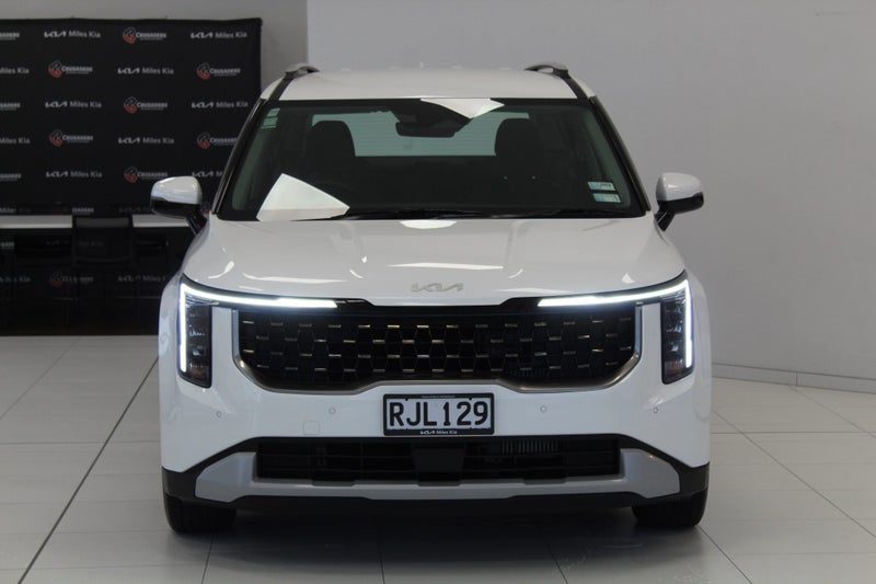 2025 Kia Carnival EX 2.2L DIESEL 8 SEATER, photo 2