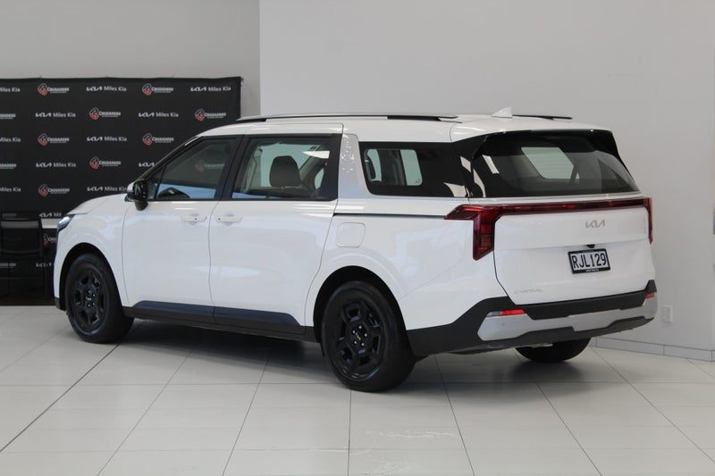 2025 Kia Carnival EX 2.2L DIESEL 8 SEATER, photo 3