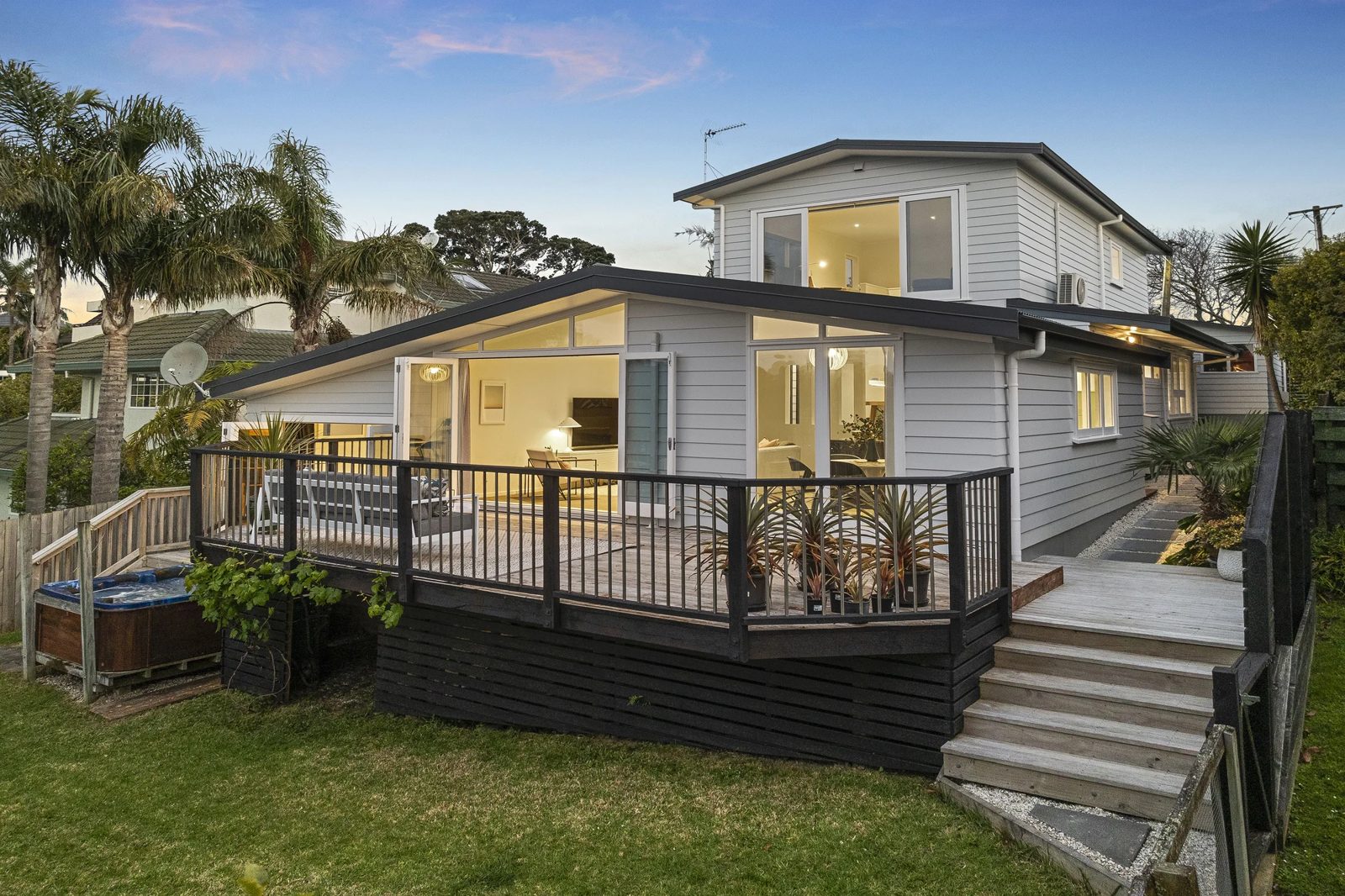 106 Frederick Street, Hillsborough, photo 1