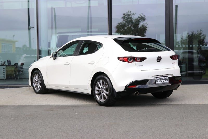 2020 Mazda 3 GSX 2.0 Petrol - NZ New, photo 3