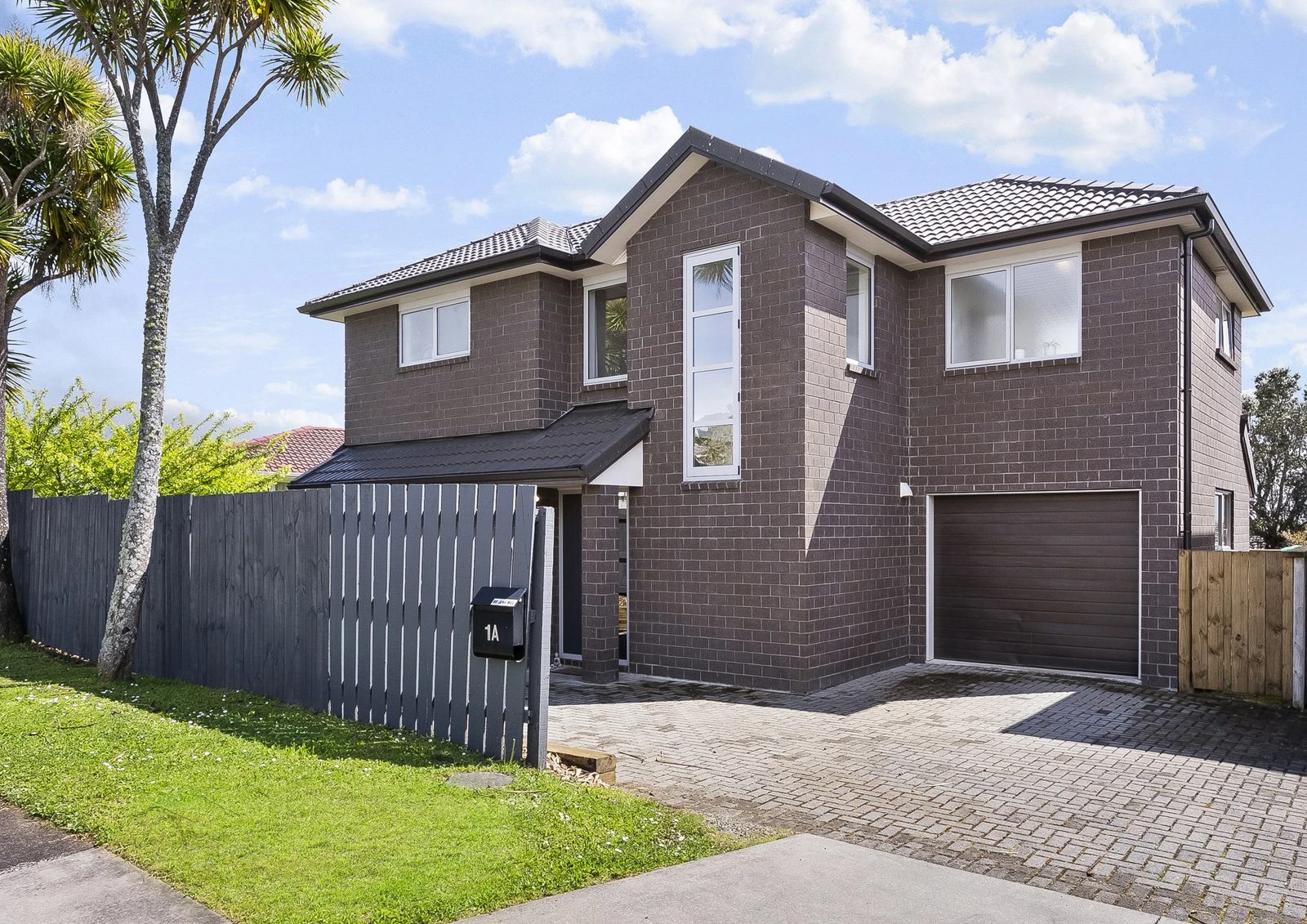 1A Grandison Crescent, New Lynn, photo 2