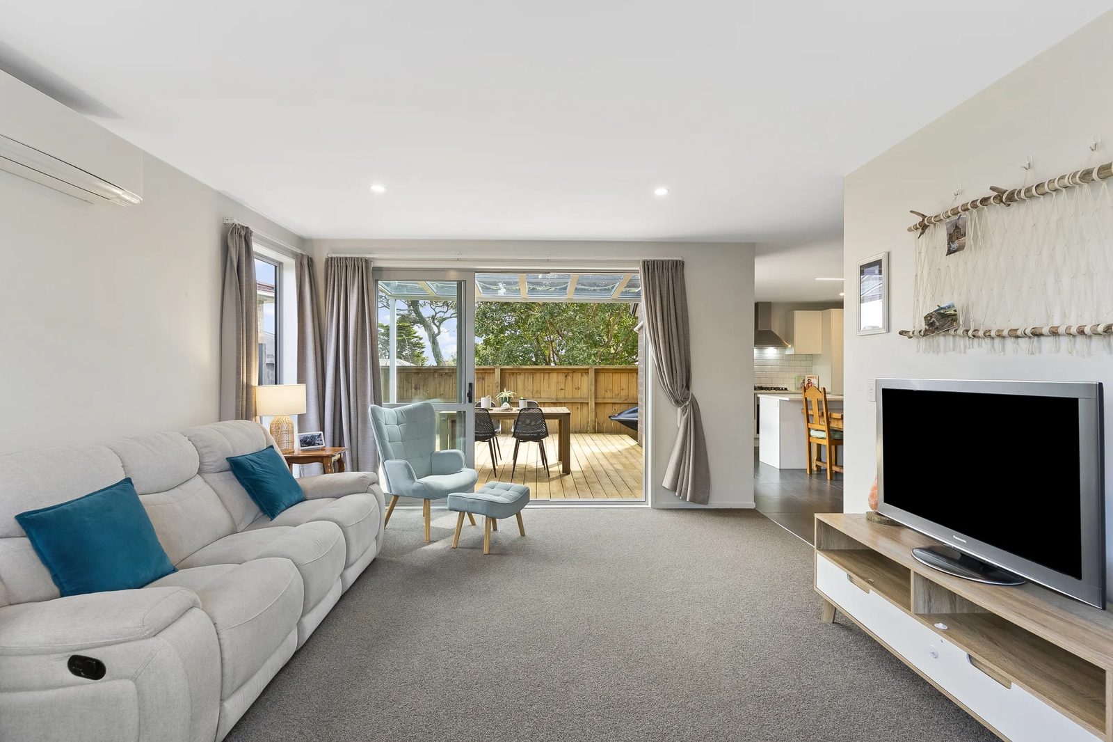 1A Grandison Crescent, New Lynn, photo 3