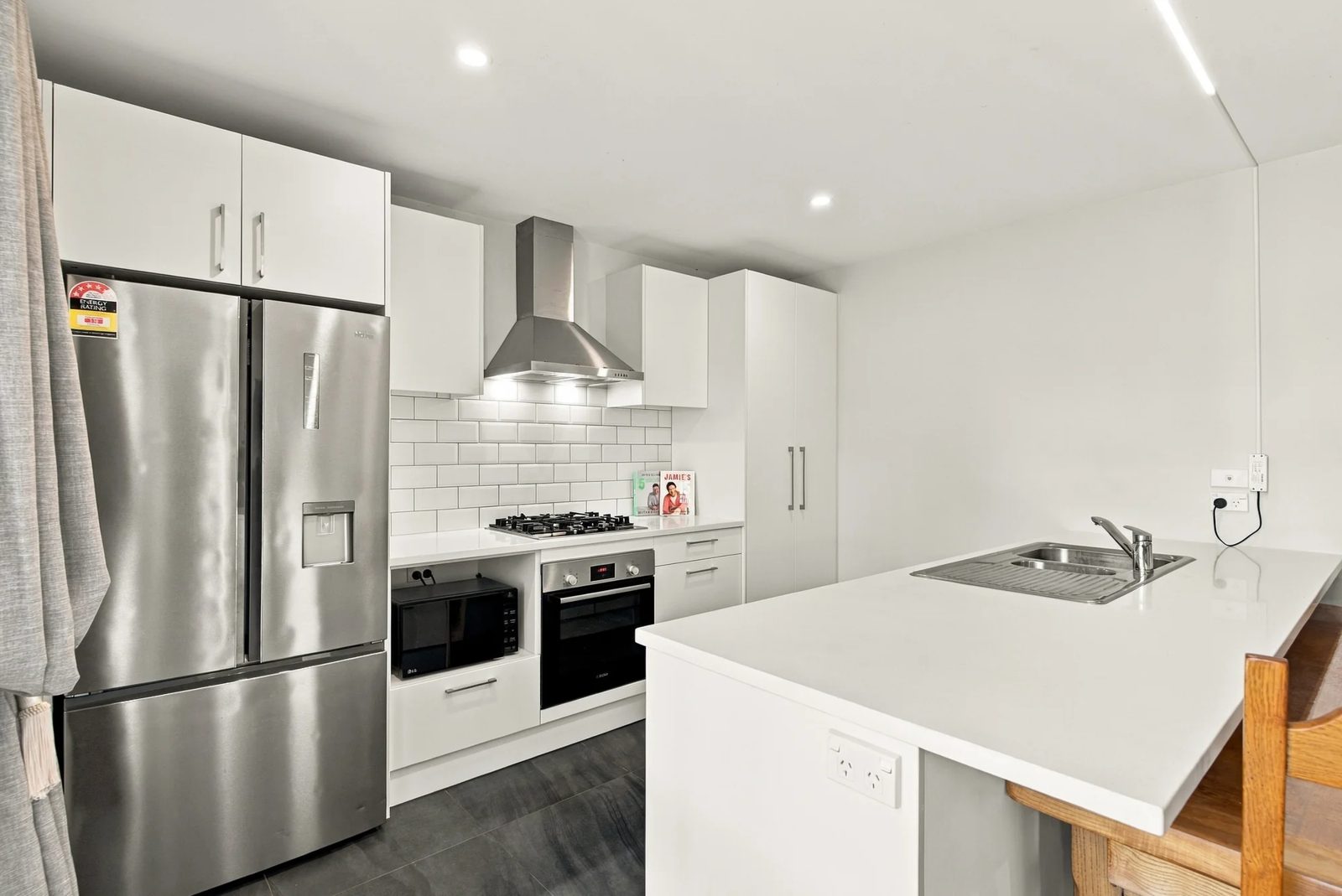 1A Grandison Crescent, New Lynn, photo 5