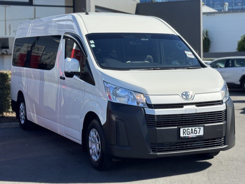 2025 Toyota Hiace ZX 2.8DT 6AT RWD MB/4D/10S