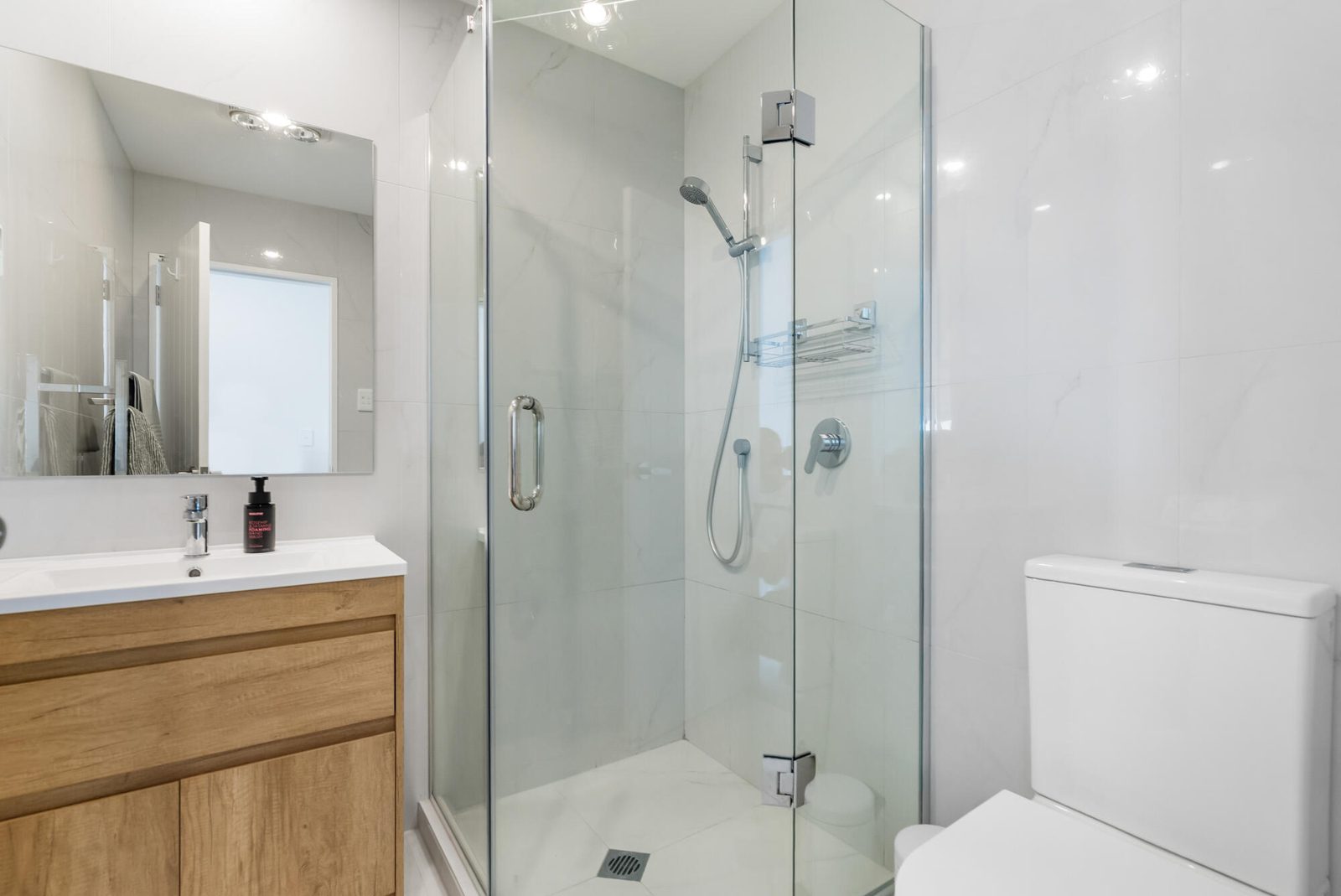 53D Alberta Street, Point Chevalier, photo 11