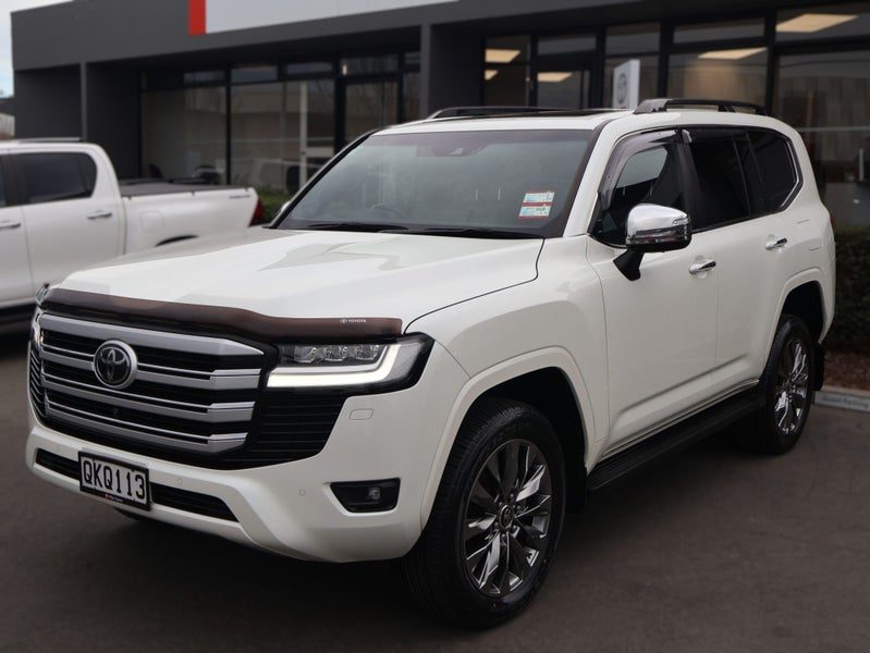 2024 Toyota Land Cruiser VX Limited, photo 3
