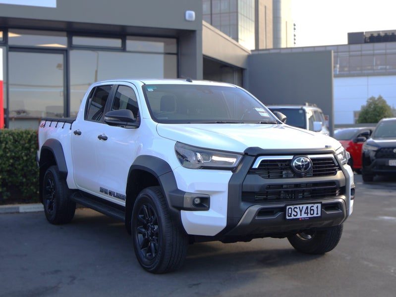 2024 Toyota Hilux SR 5 Cruiser