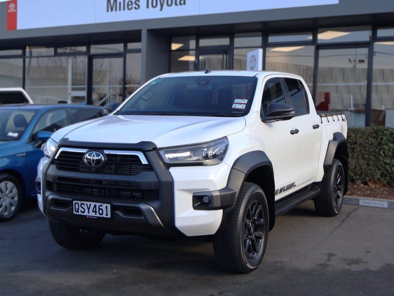 2024 Toyota Hilux SR 5 Cruiser, photo 3