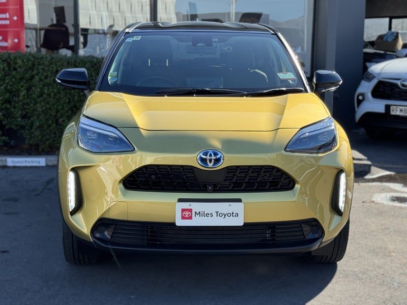 2021 Toyota Yaris Cross 1.5 Hybrid Z, Leather, photo 2