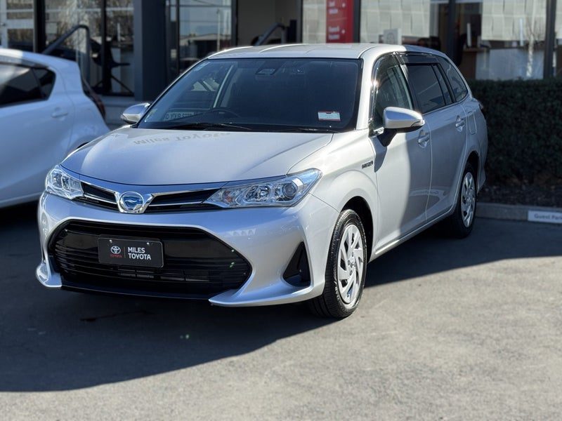 2019 Toyota Corolla Fielder Hybrid G, Push Start, photo 3