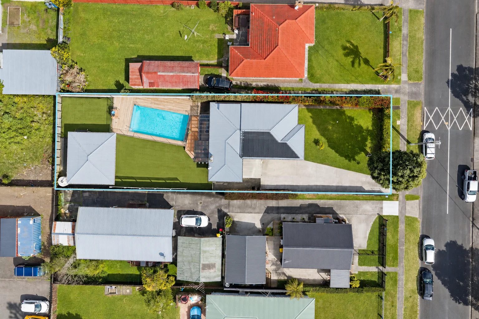 13 Peachgrove Road, Te Atatu Peninsula, photo 4