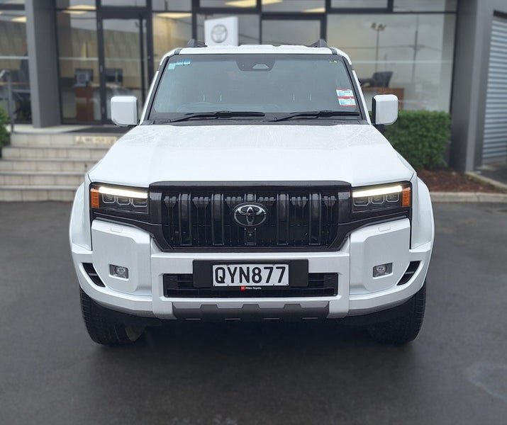 2024 Toyota Land Cruiser Prado VX 2.8D Hybrid 4WD, photo 2