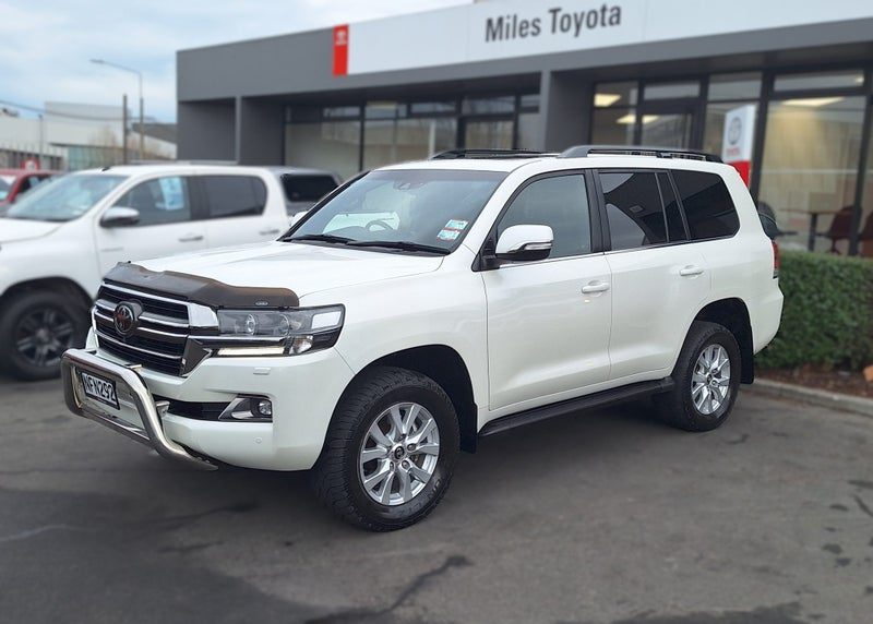 2021 Toyota Land Cruiser VX Limited, photo 3