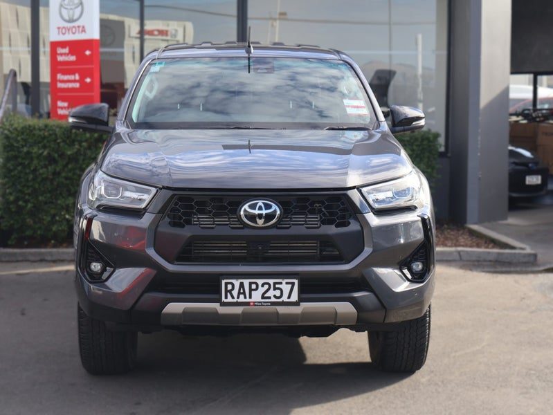 2025 Toyota Hilux SR5 HYBRID 4WD/4X4, Push Start, photo 2