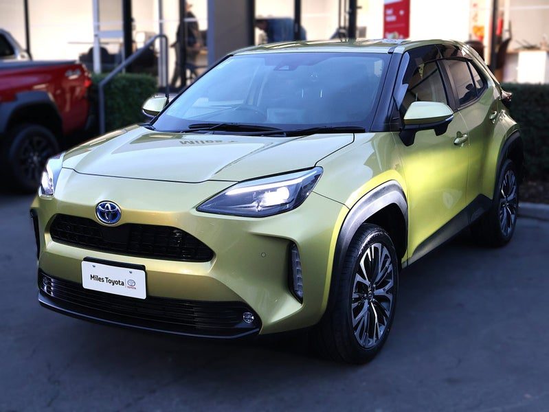 2021 Toyota Yaris Cross 1.5 Hybrid Z 4WD, photo 3