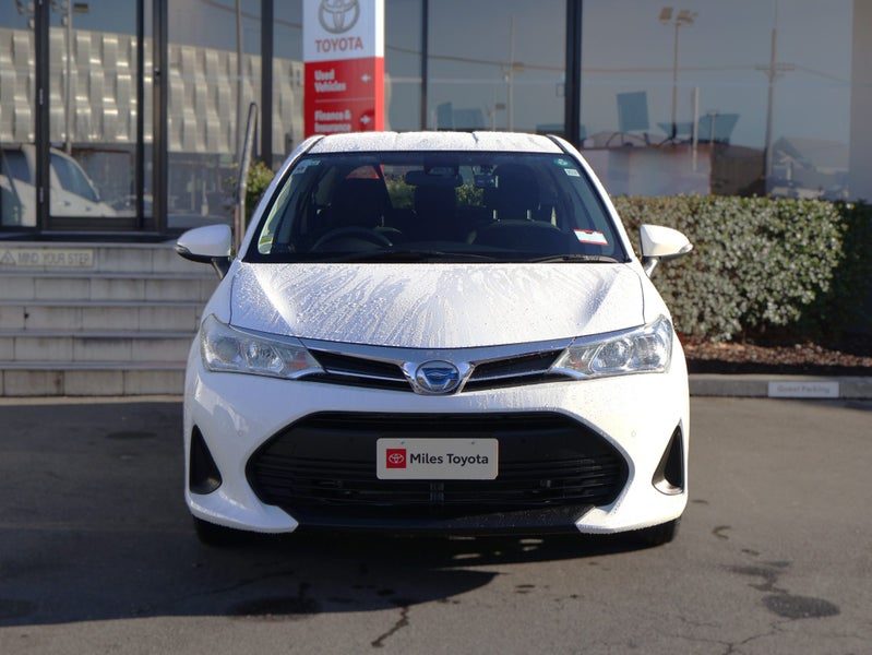 2021 Toyota Corolla Fielder 1.5 Hybrid Wagon, photo 2