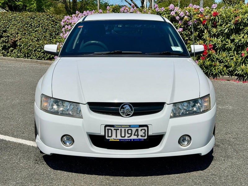 2007 Holden Commodore SV 6, photo 2