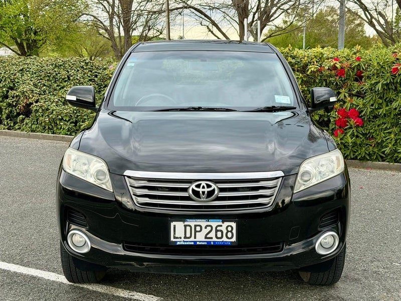2009 Toyota Vanguard, photo 2