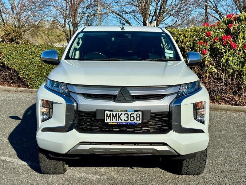 2019 Mitsubishi Triton GLXR, photo 2