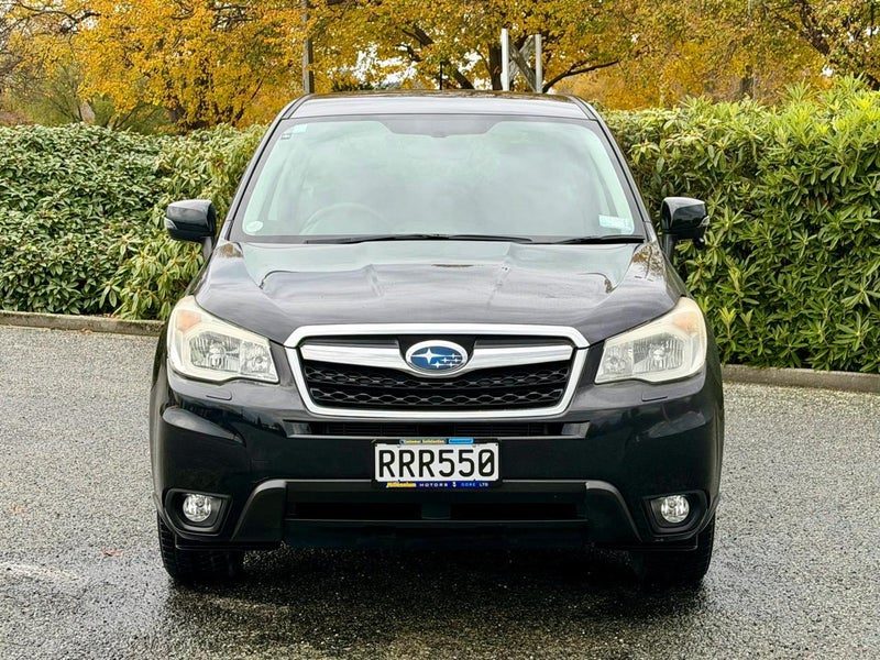 2013 Subaru Forester 4WD ECONOMICAL AUTO SUV, photo 2