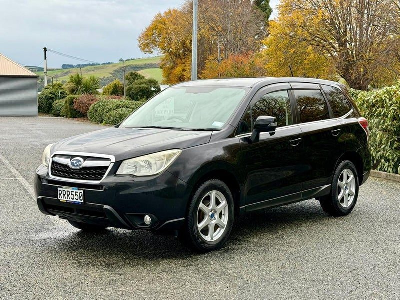 2013 Subaru Forester 4WD ECONOMICAL AUTO SUV, photo 3