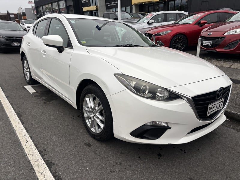 2014 Mazda 3 Glx, photo 2