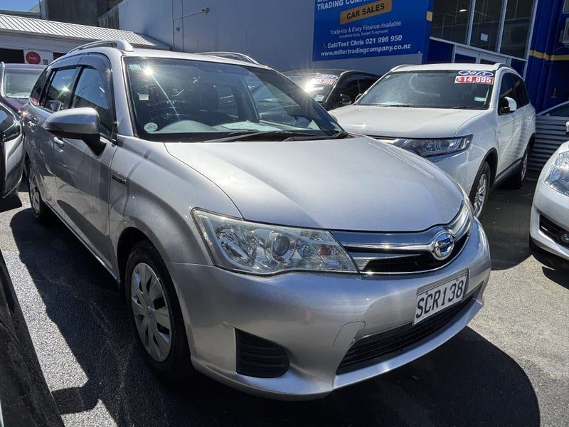 2013 Toyota Fielder Corolla Hybrid