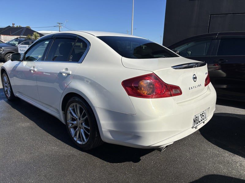 2011 Nissan Skyline 370GT, photo 3