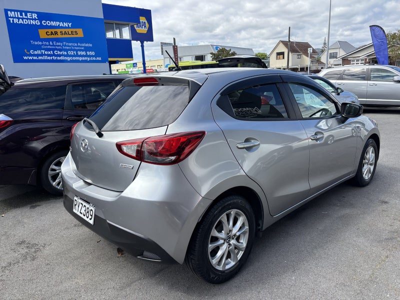 2015 Mazda Demio, photo 3