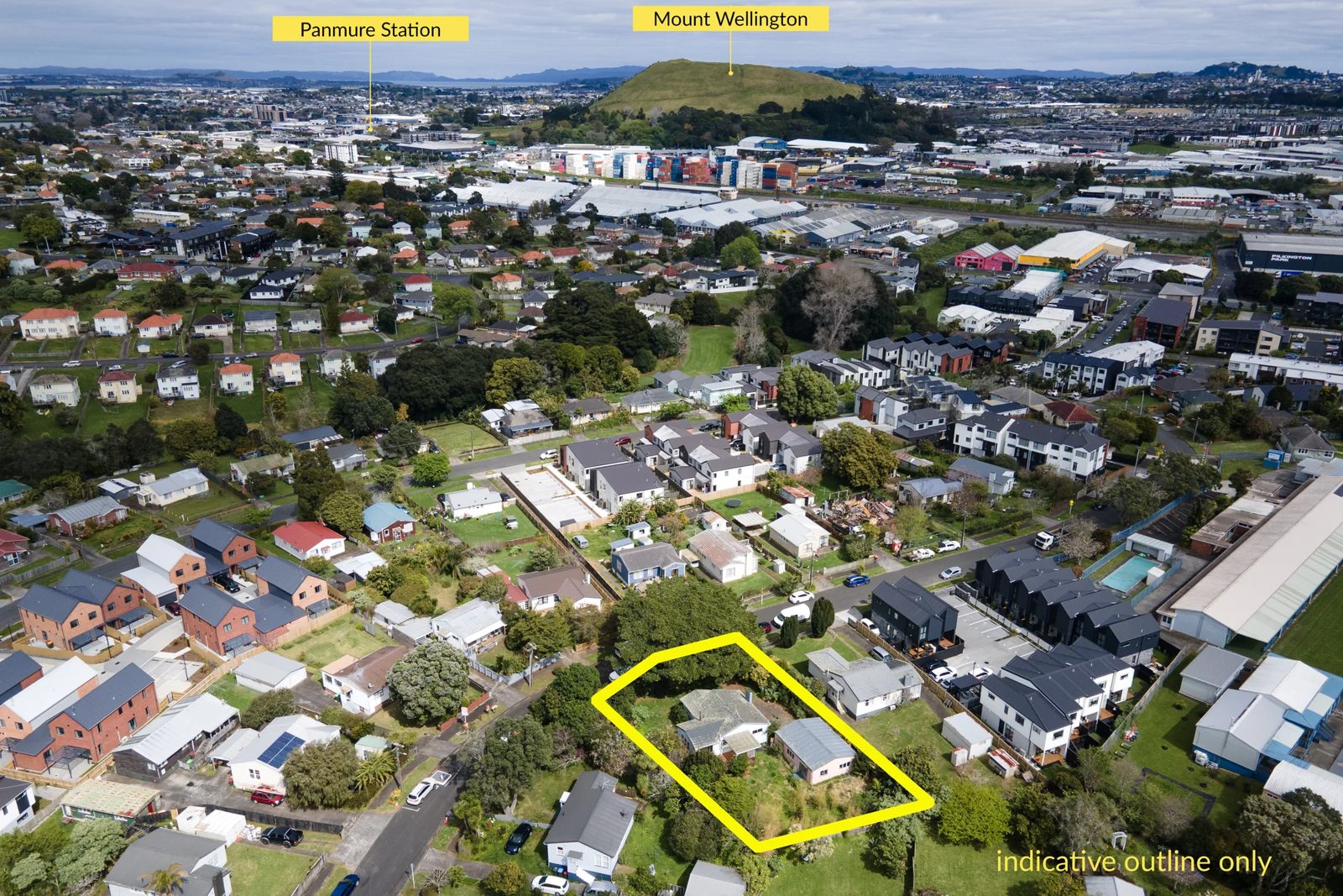 18 Taratoa Street, Point England, photo 9