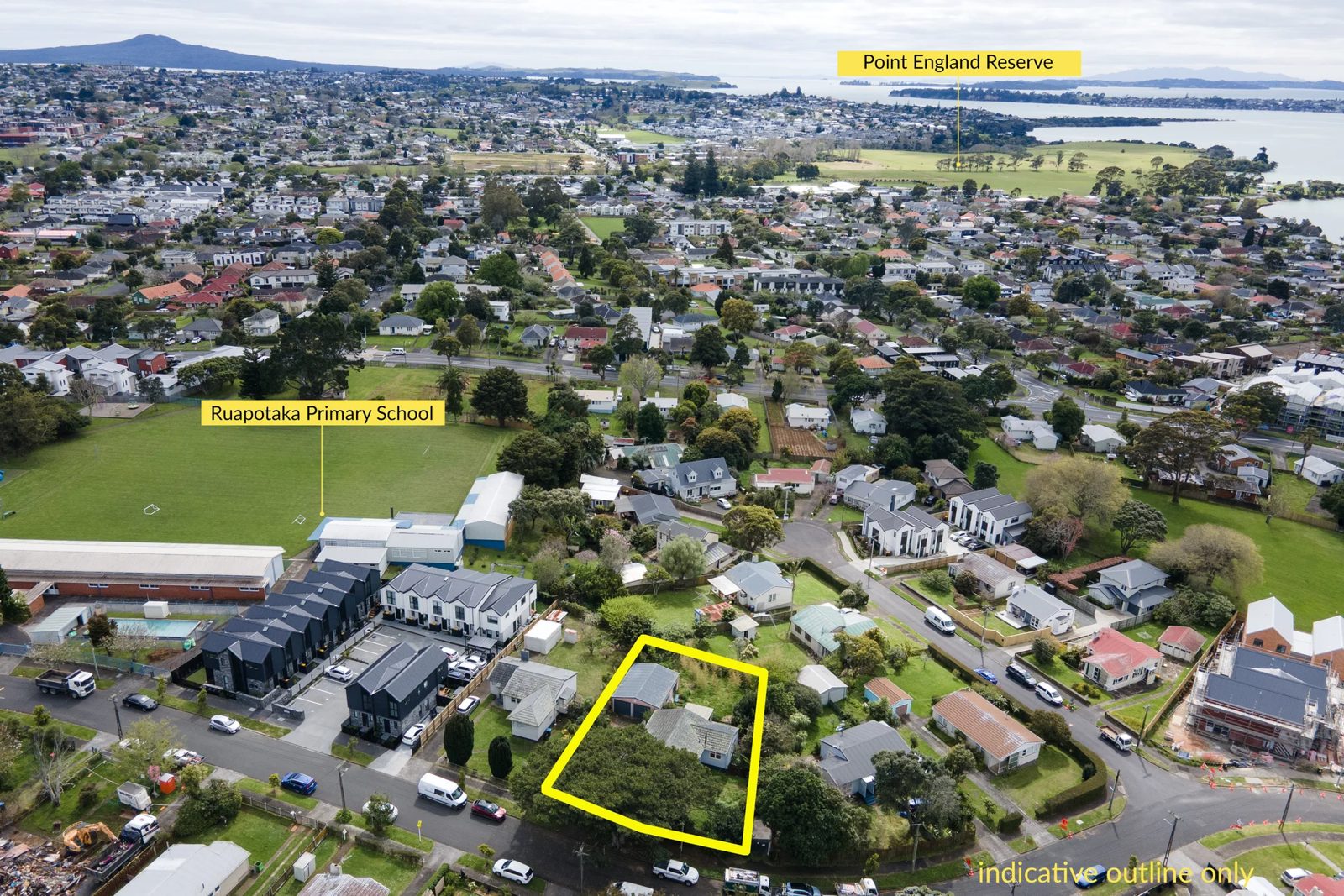 18 Taratoa Street, Point England, photo 10