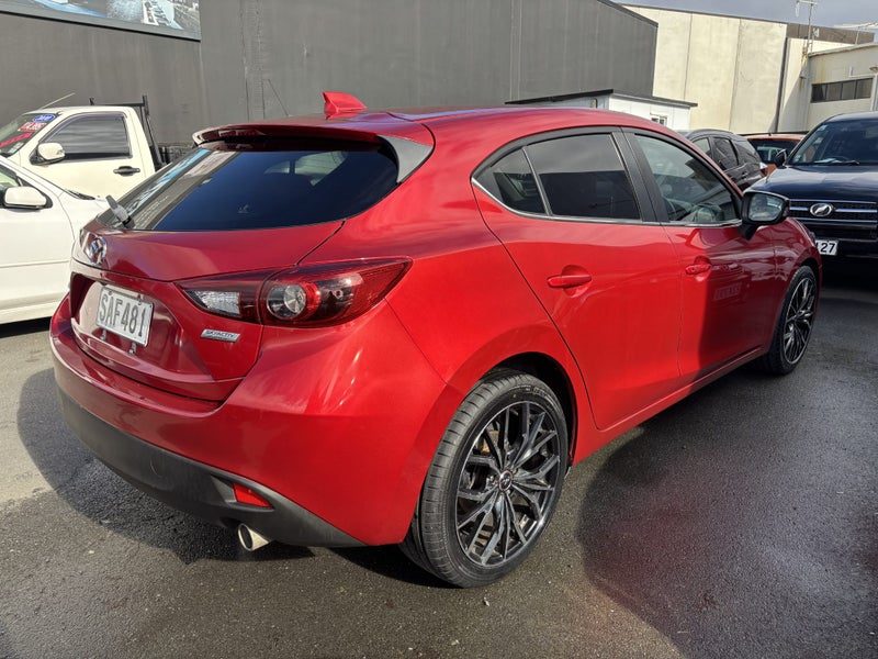 2014 Mazda Axela, photo 3