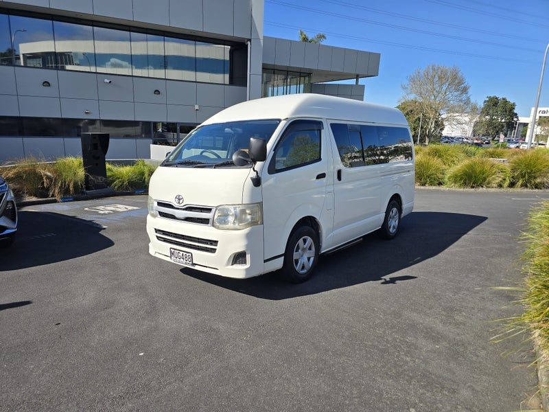 2011 Toyota Hiace Welcab, photo 2