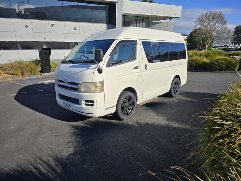 2006 Toyota Hiace Welcab, photo 2
