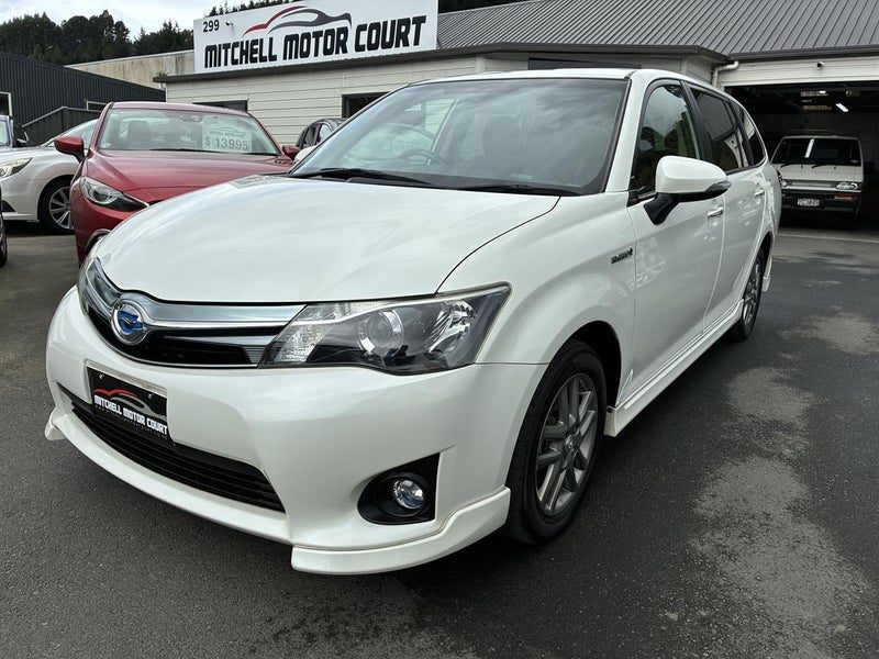 2014 Toyota Corolla FIELDER HV G AERO TOURER WXB