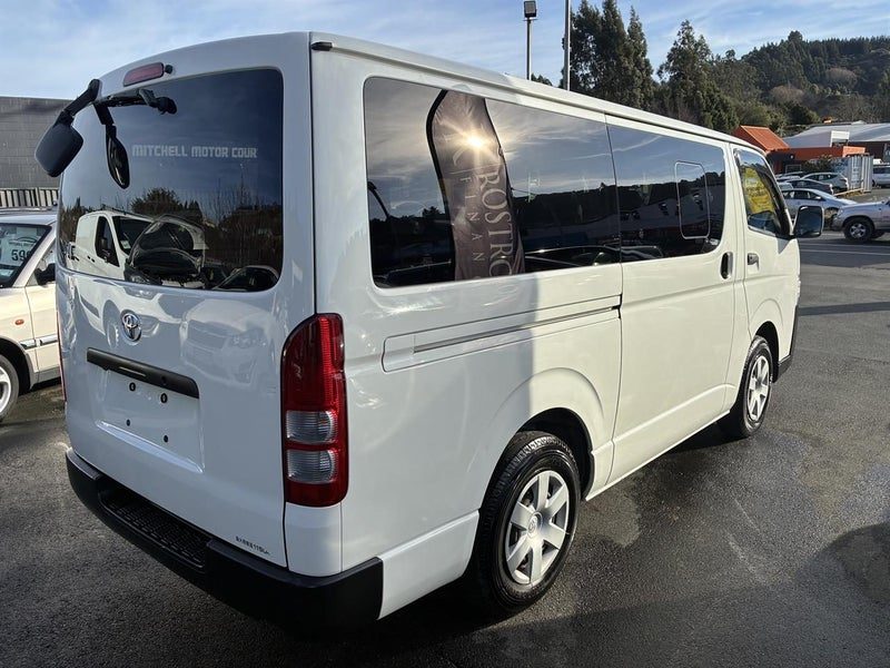 2018 Toyota Hiace VAN DX, photo 3