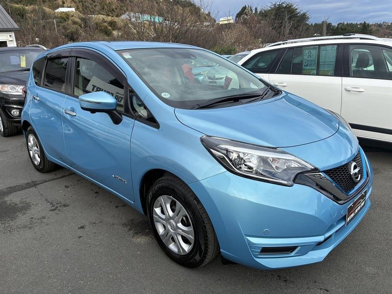 2017 Nissan Note E-POWER X, photo 2