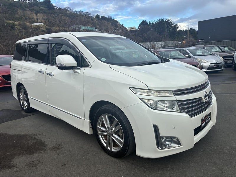 2012 Nissan Elgrand 250 HIGHWAY STAR, photo 2