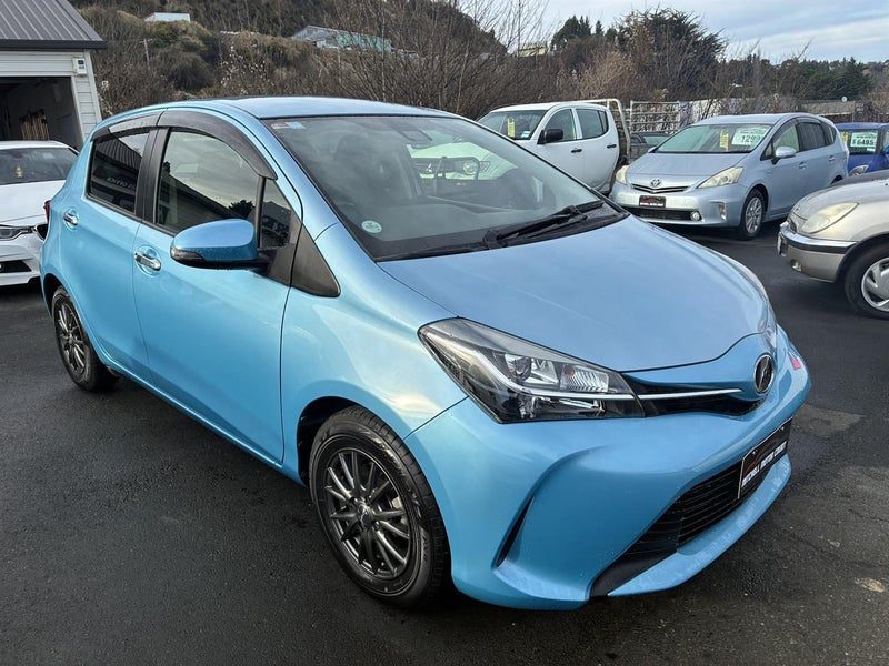 2016 Toyota Vitz 5D 1.3F LED EDITION, photo 2