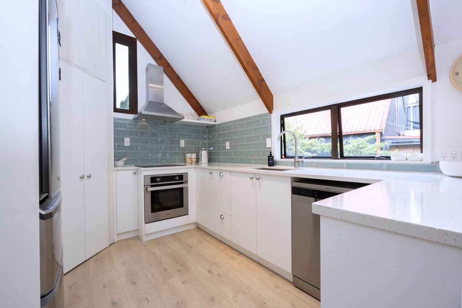 1/113 Daffodil Street, Titirangi, photo 4