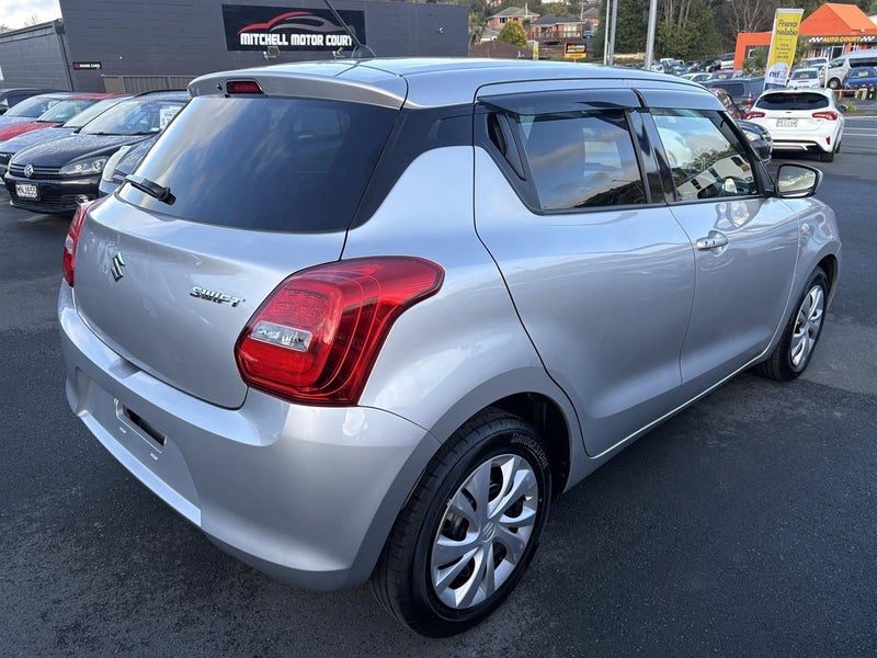 2017 Suzuki Swift XG, photo 3