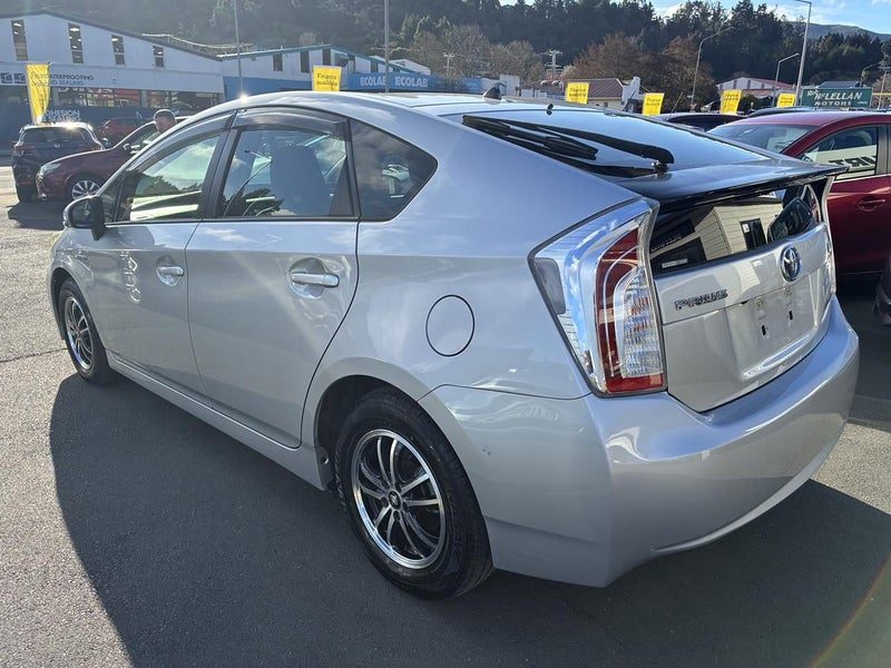 2012 Toyota Prius 5D S, photo 3