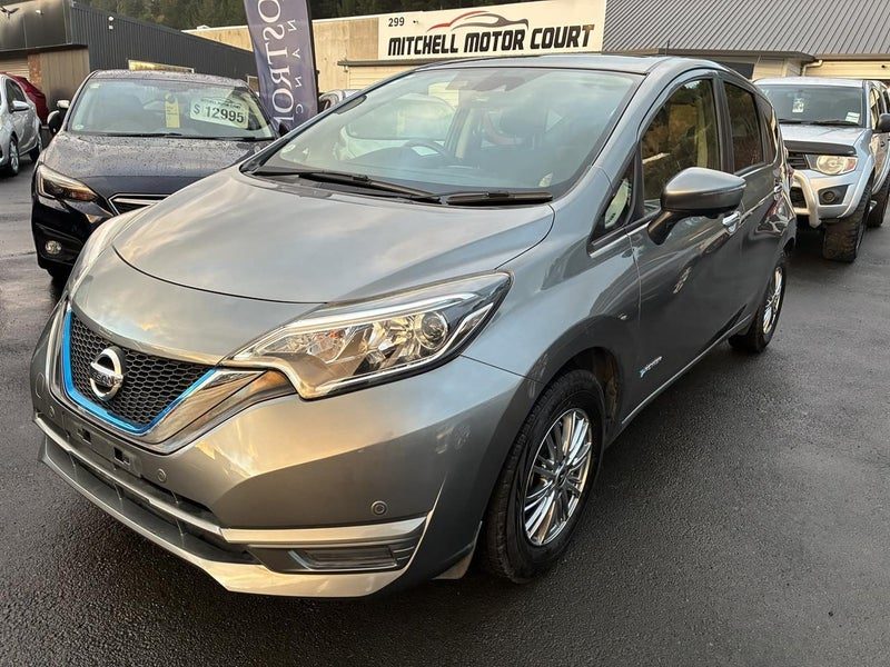 2017 Nissan Note E-POWER X