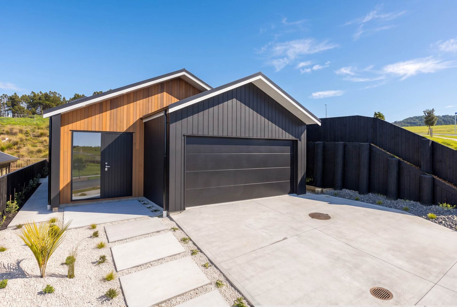 70 Portstone Avenue, Warkworth, photo 1