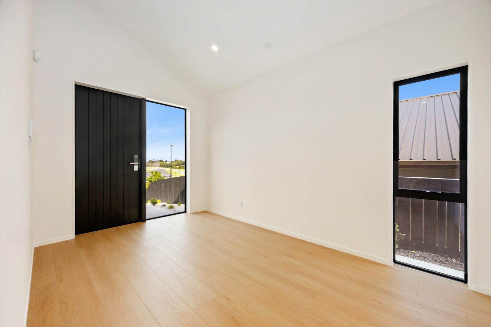 70 Portstone Avenue, Warkworth, photo 2